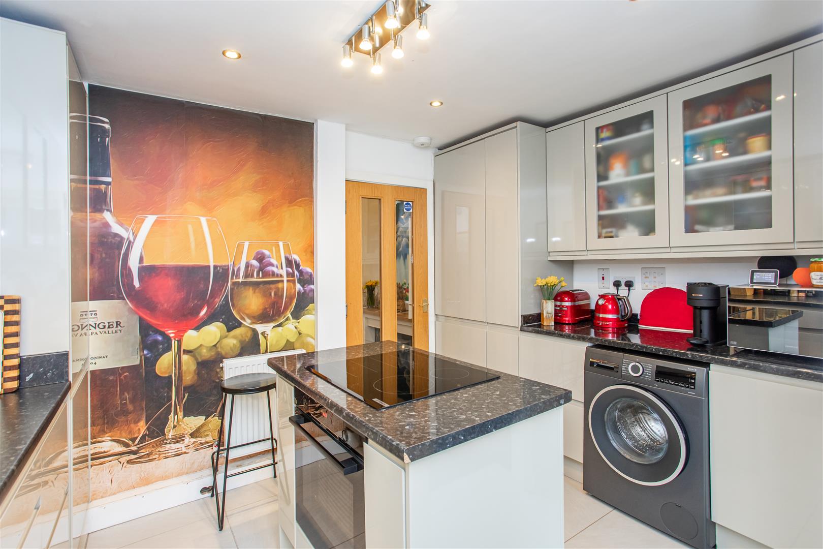 4 bed property in Union Drive, Stepney Green